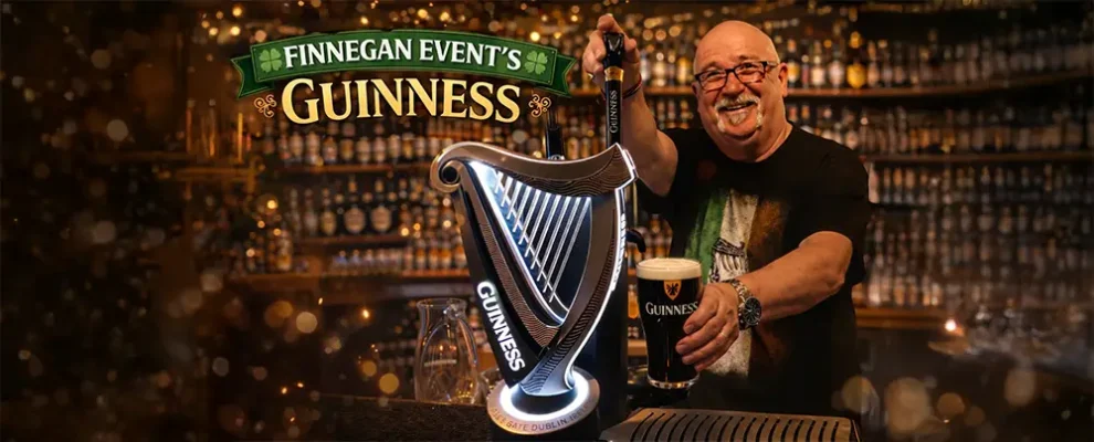 Pat-beim-Guinness-zapfen-an-der-mobile-Bar